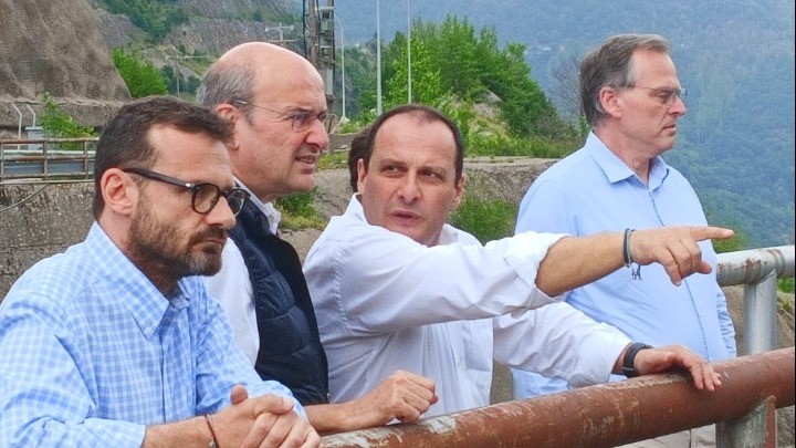 Συνεργαζόμαστε για να περάσουμε από τη θεωρία στην πράξη